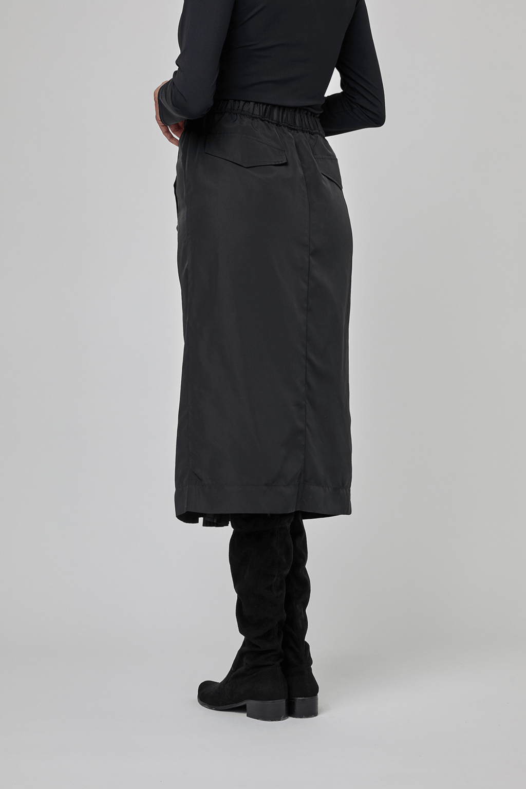 Uchuu CF25 - 203 Black Skirt with Side Pleates - Dotique - Uchuu