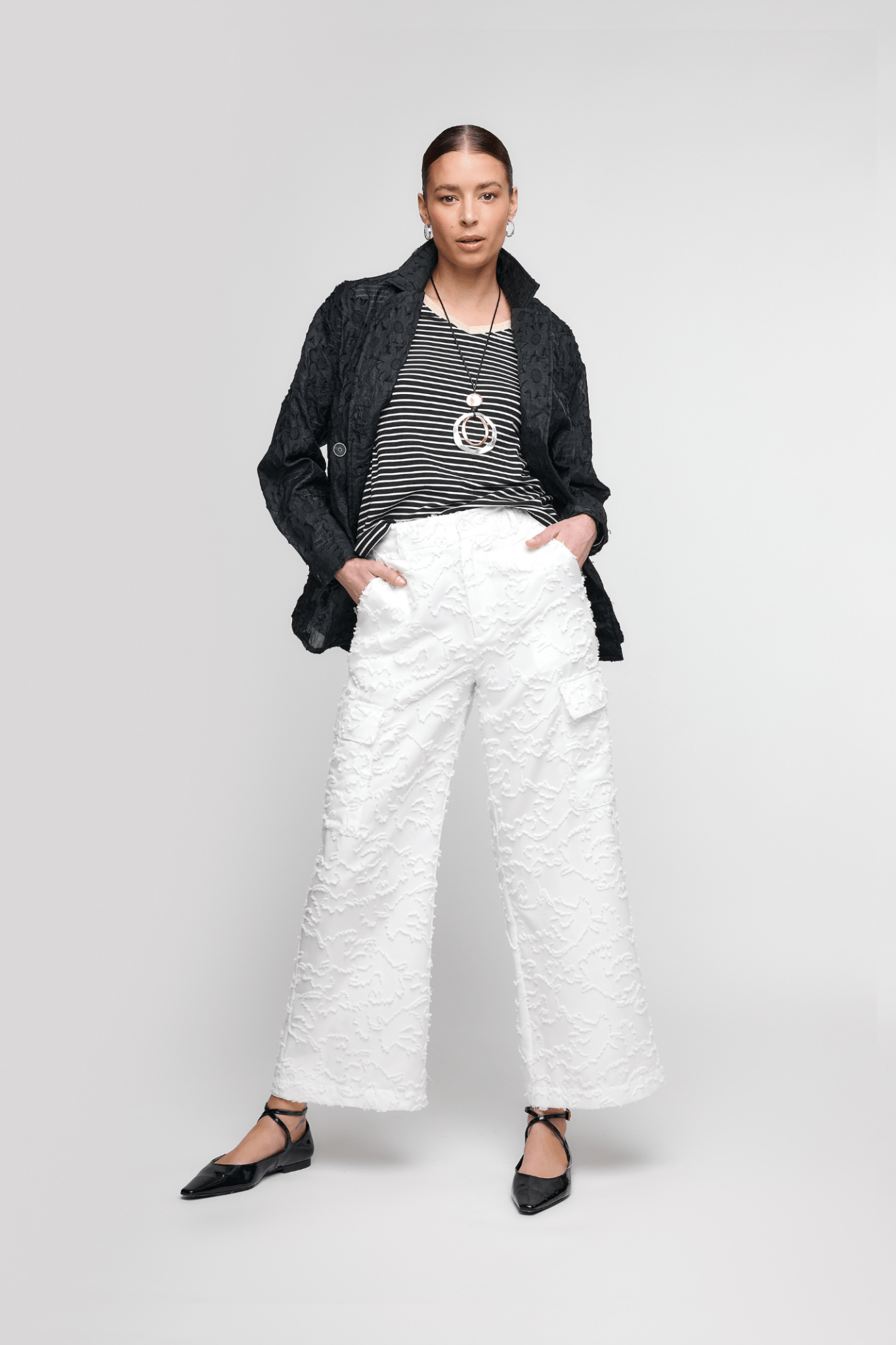 uchuu-cs25-105-white-trousers-dotique-