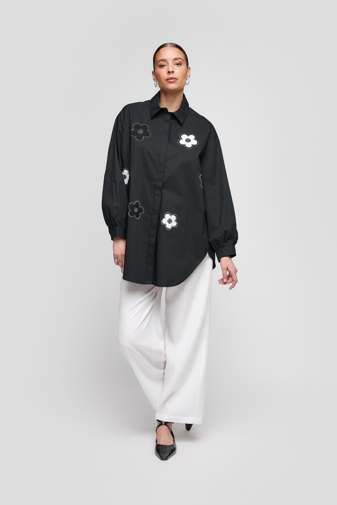 uchuu-cs25-600-black-shirt-with-embellished-flower-design-dotique-