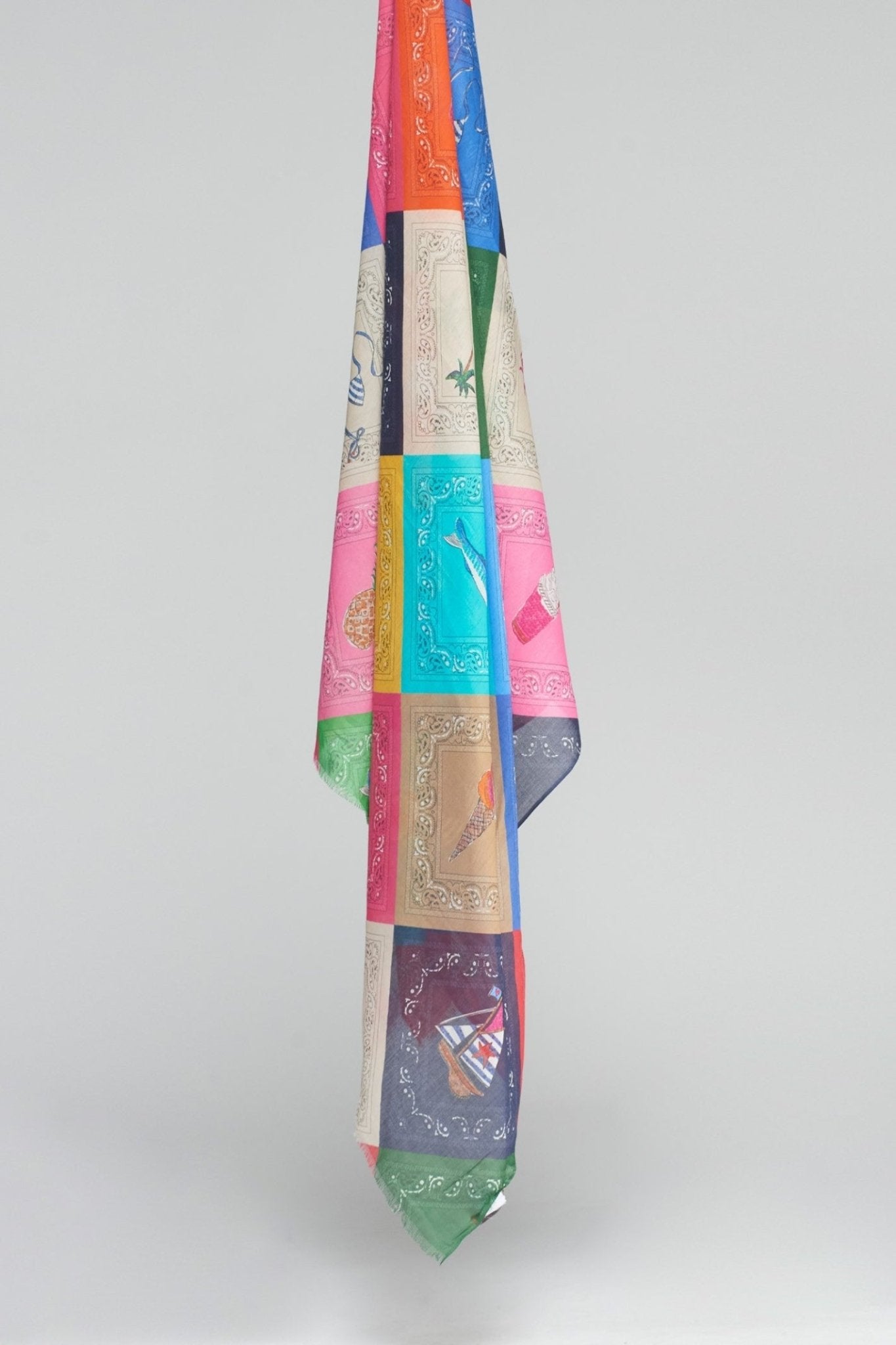 vilagallo-32393-bright-patterned-bandana-foulard-dotique-1