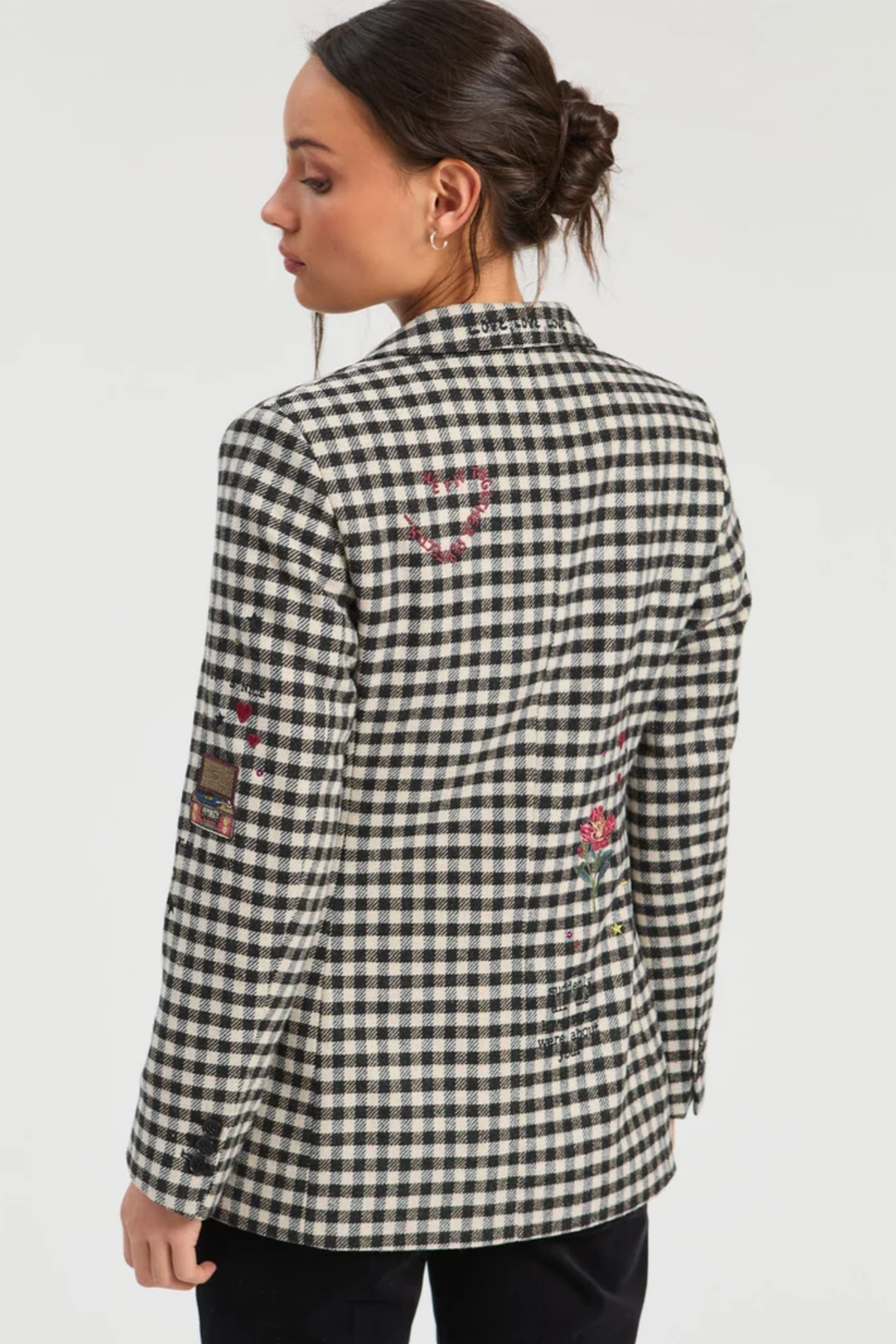 Vilagallo 33743 Black & White Houndstooth Wool Jacket back view Shop Vilagallo at Dotique