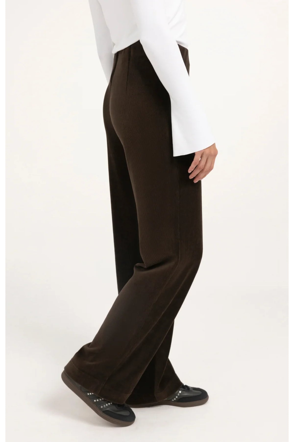 Yaya 01-309292-610 Wide Leg Trousers in Soft Rib Velour Delicioso Brown YAYA wide leg trousers Shop YAYA at Dotique