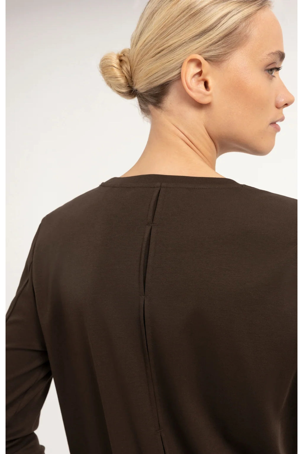 Yaya 01-709438-610 Jersey Top with Lace Cuffs Delicioso Brown back view YAYA Shop YAYA at Dotique