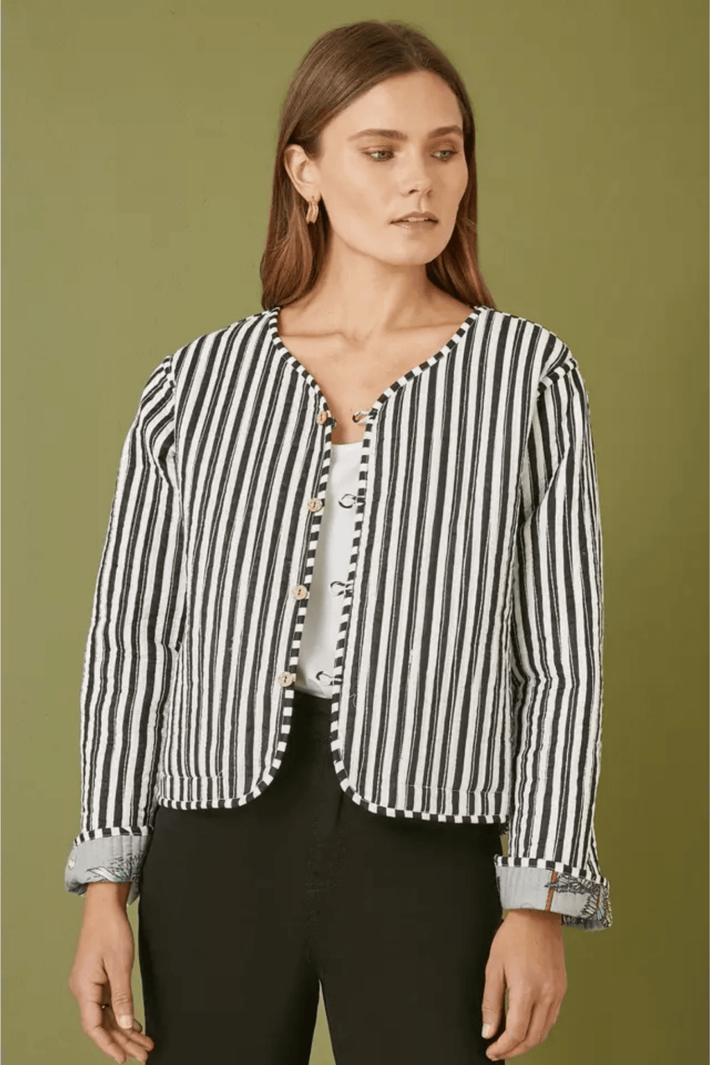 Yumi Grey Animal Print Reversible Cotton Cropped Quilted Jacket