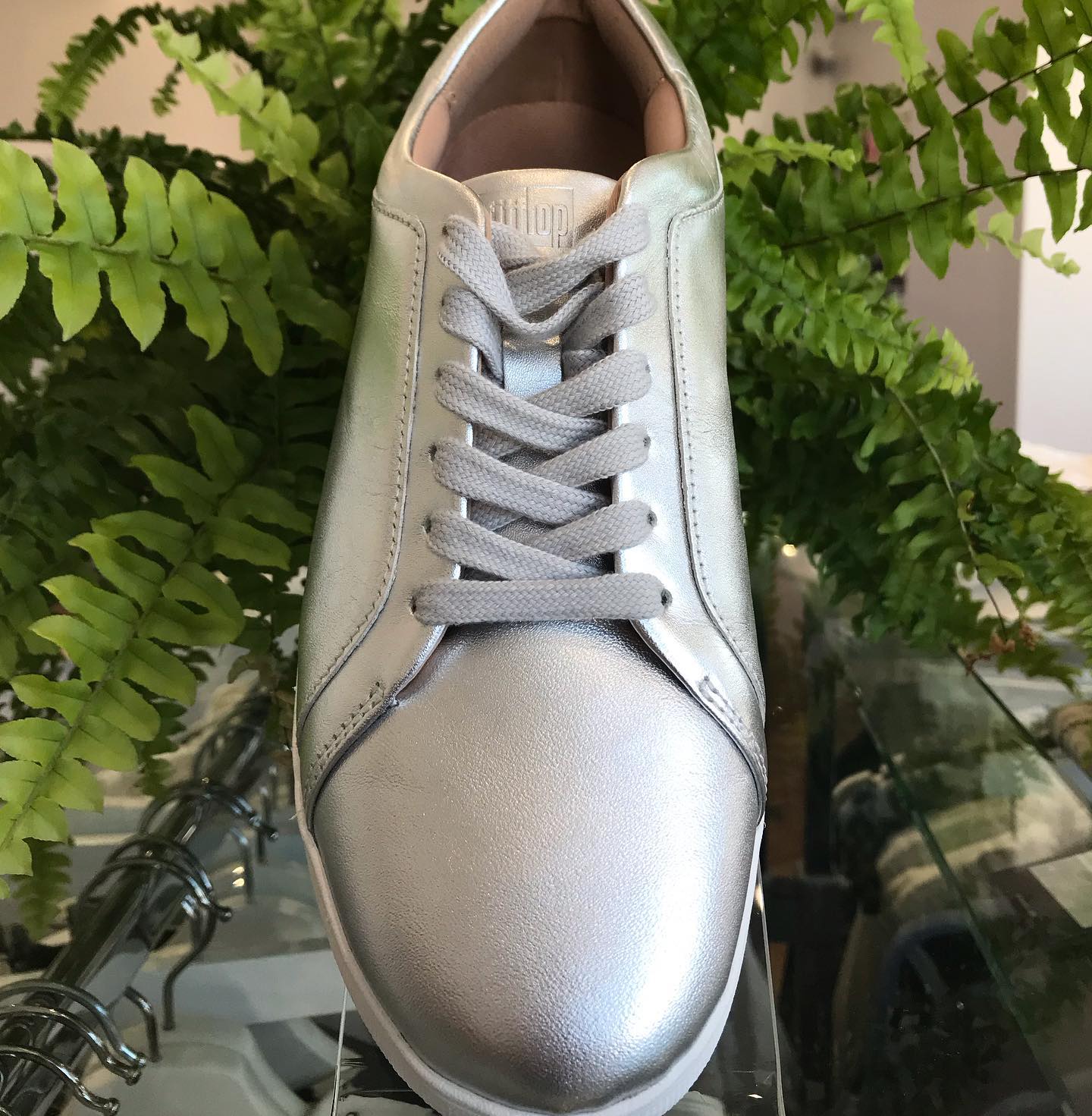 Fitflop 2024 silver sneakers