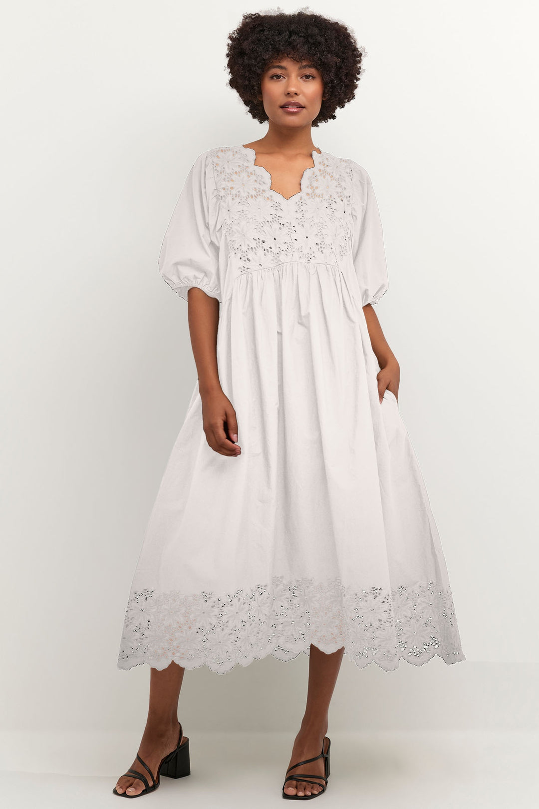 Culture 50109591 CUvalda White Spring Gardenia Puff Sleeve Lace Dress