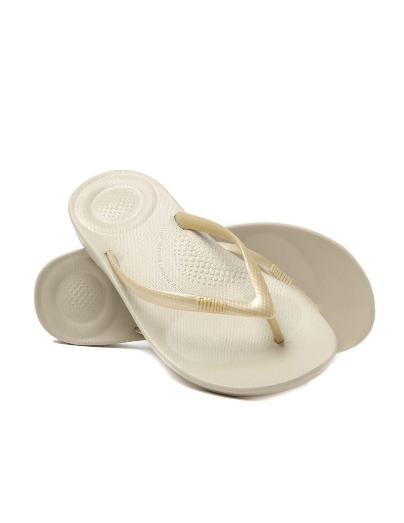 FitFlop IQUSHION Ergonomic Flip - Flops Gold | Dotique - Dotique - Dotique