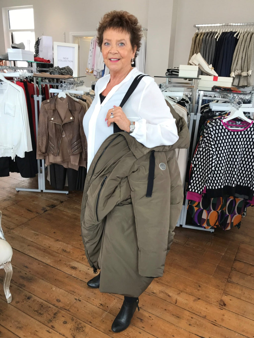 Frandsen 311 Olive Coat Lifestyle 2 | Dotique