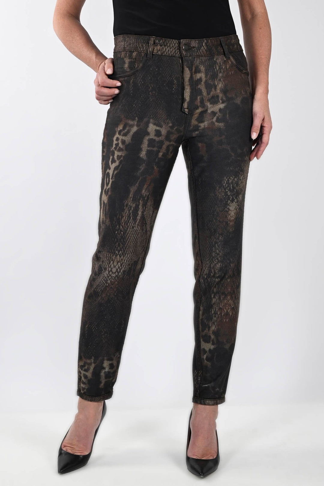 Frank Lyman 233887U Brown Print Reversible Jeans - Dotique