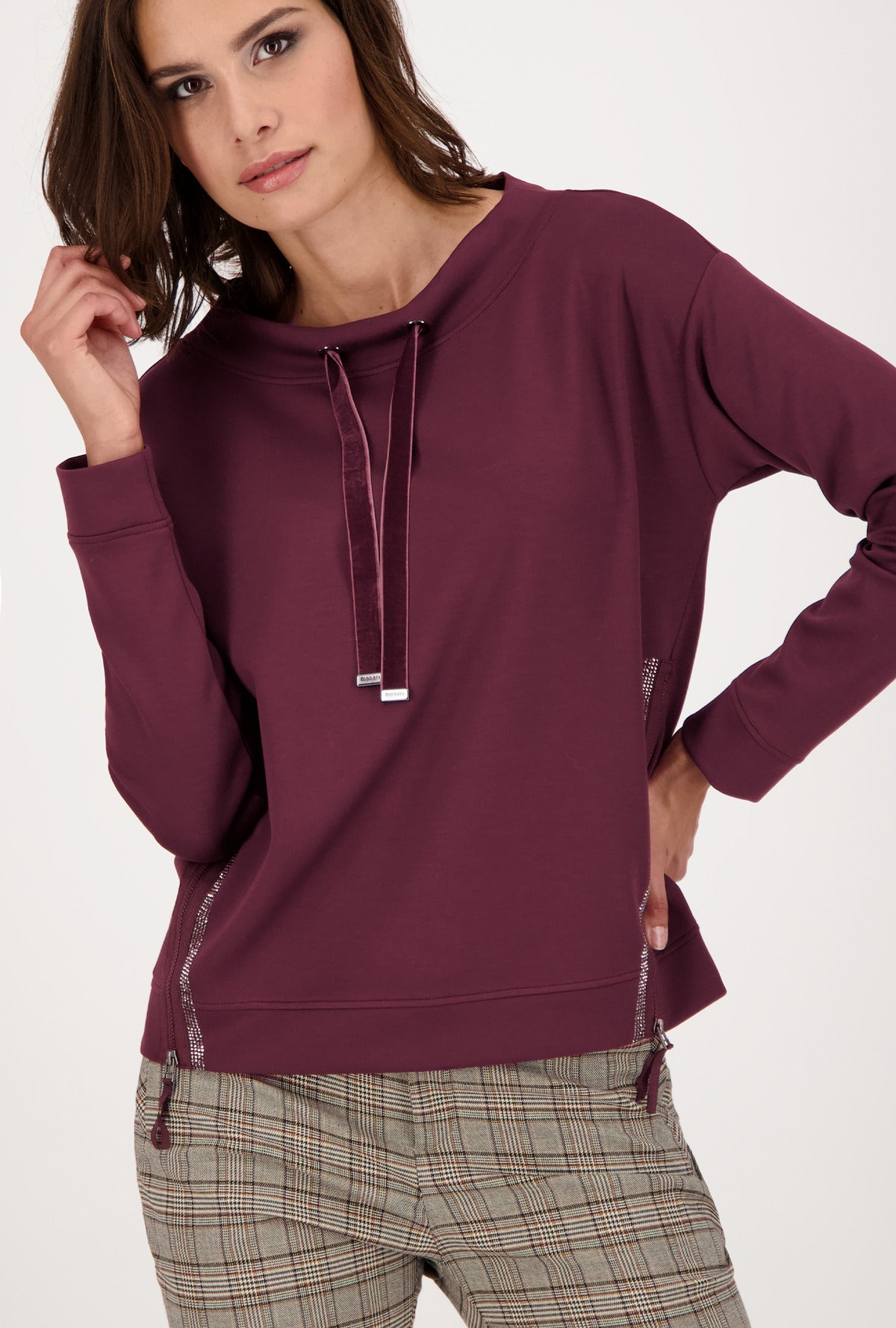 Monari 805359 Berry Wine Pullover Front Model 2 | Dotique