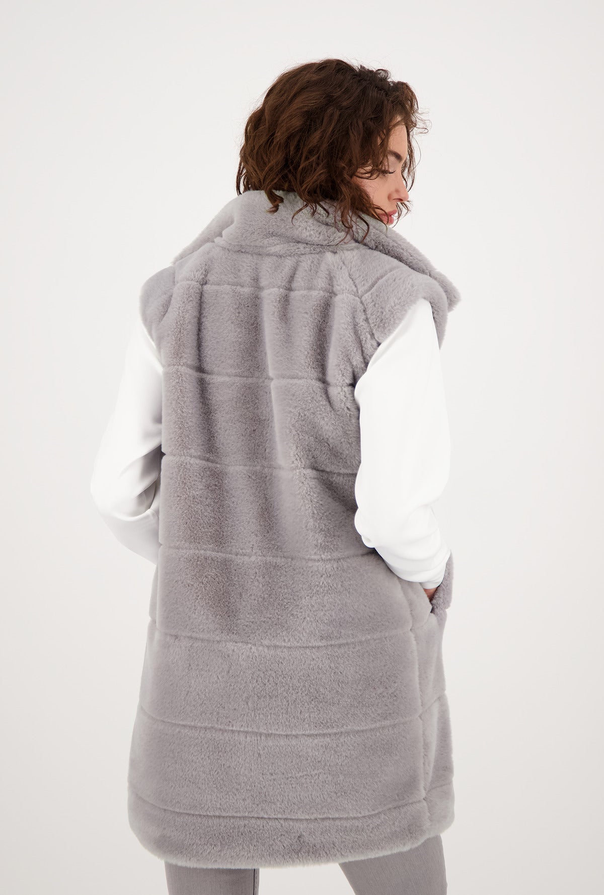 Monari 805667 Cloud Faux Fur Gilet Lifestyle Back 1 | Dotique