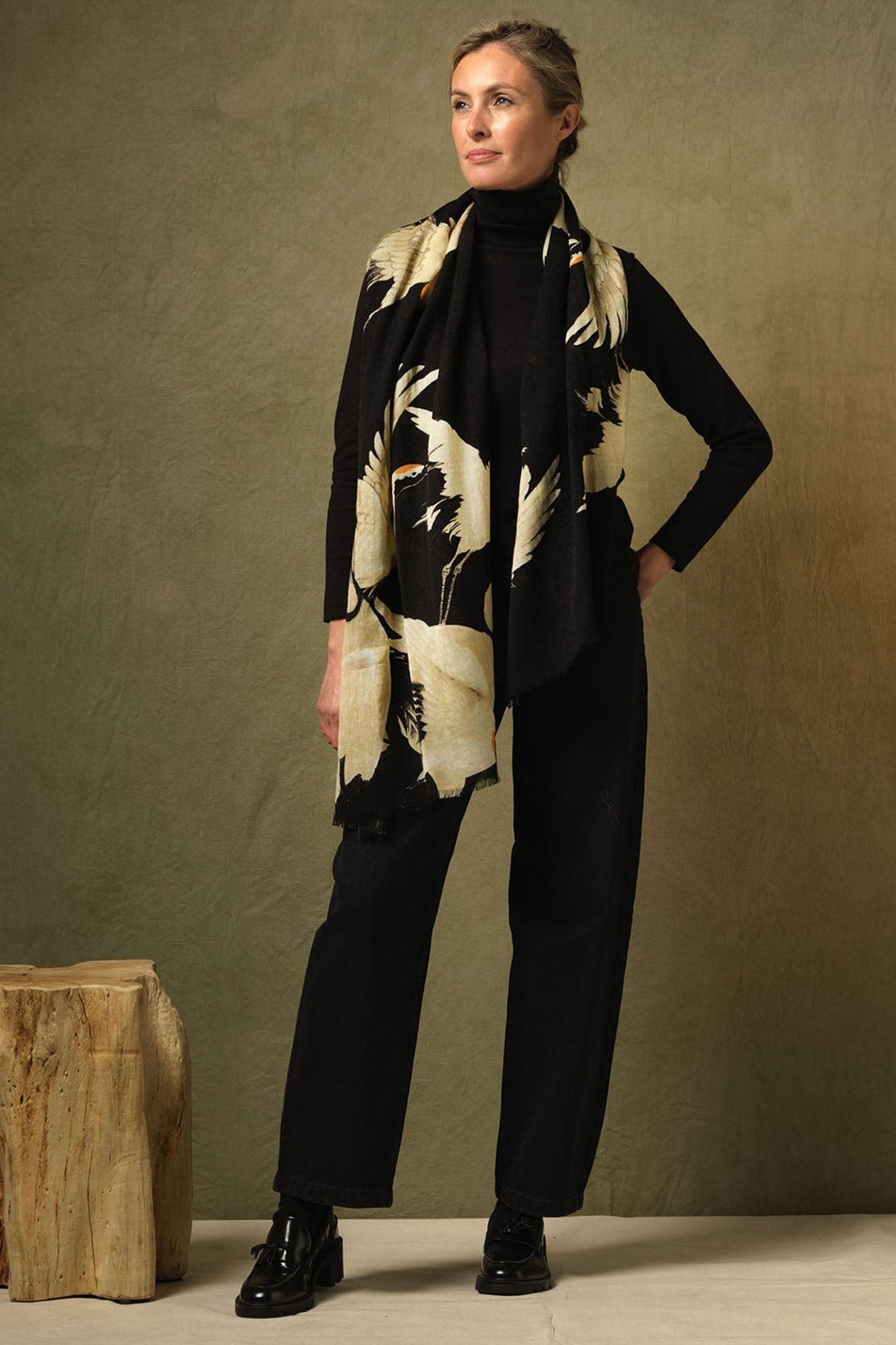 One Hundred Stars WSCSTOBLK Stork Black Wool Scarf - Dotique